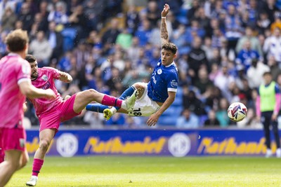 260425 - Cardiff City v West Bromwich Albion - Sky Bet Championship - Alex Robertson of Cardiff City in action against Alex Mowatt of West Brom
