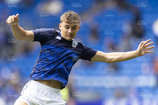 260425 - Cardiff City v West Bromwich Albion - Sky Bet Championship - Will Alves of Cardiff City during the warm up