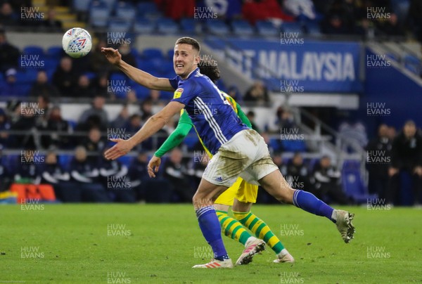 280120 - Cardiff City v West Bromwich Albion, Sky Bet Championship - Will Vaulks of Cardiff City looks to win the ball