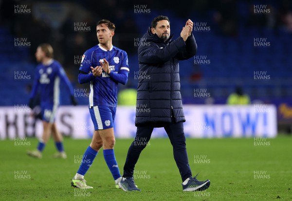 281123 - Cardiff City v West Bromwich Albion - SkyBet Championship - Cardiff City Manager Erol Bulut thanks the fans at full time