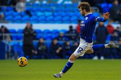 040126 - Cardiff City v Wigan Athletic - Sky Bet League 1 - Calum Chambers of Cardiff City