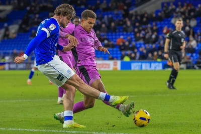 040126 - Cardiff City v Wigan Athletic - Sky Bet League 1 - Ollie Tanner of Cardiff City