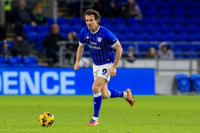040126 - Cardiff City v Wigan Athletic - Sky Bet League 1 - Ryan Wintle of Cardiff City