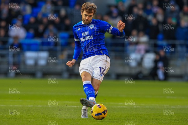 040126 - Cardiff City v Wigan Athletic - Sky Bet League 1 - Calum Chambers of Cardiff City