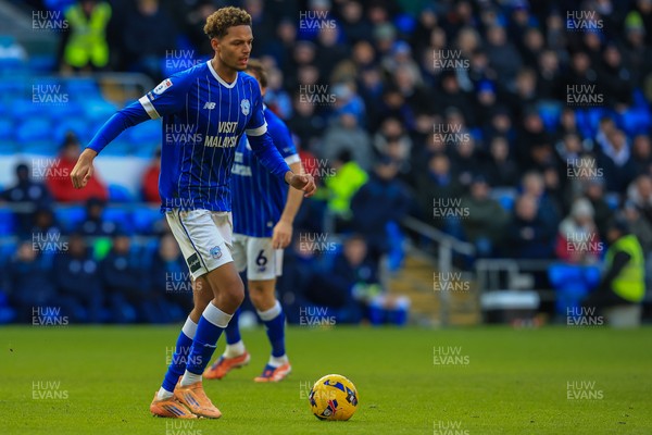 040126 - Cardiff City v Wigan Athletic - Sky Bet League 1 - Omari Kellyman of Cardiff City