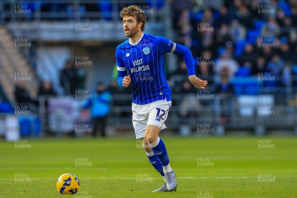 040126 - Cardiff City v Wigan Athletic - Sky Bet League 1 - Calum Chambers of Cardiff City