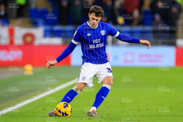 040126 - Cardiff City v Wigan Athletic - Sky Bet League 1 - Perry Ng of Cardiff City