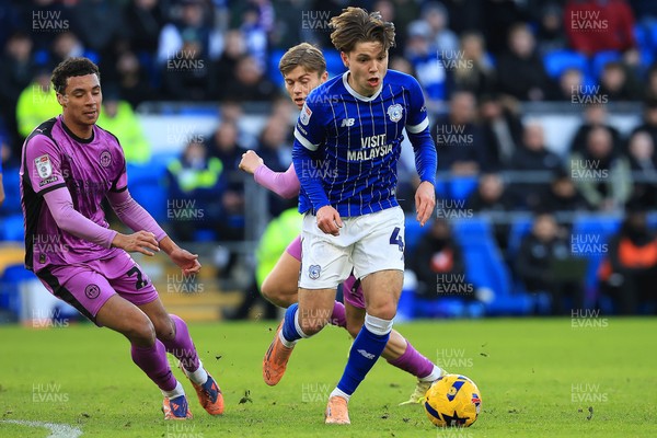 040126 - Cardiff City v Wigan Athletic - Sky Bet League 1 - Cian Ashford of Cardiff City