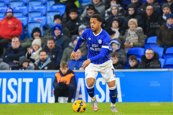 040126 - Cardiff City v Wigan Athletic - Sky Bet League 1 - Chris Willock of Cardiff City