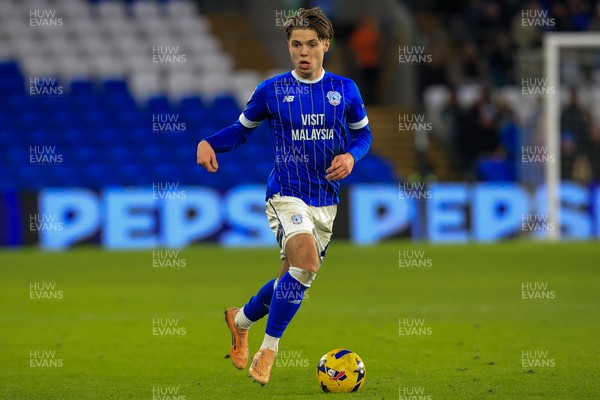 040126 - Cardiff City v Wigan Athletic - Sky Bet League 1 - Cian Ashford of Cardiff City