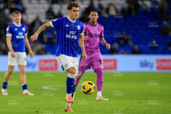 040126 - Cardiff City v Wigan Athletic - Sky Bet League 1 - Alex Robertson of Cardiff City