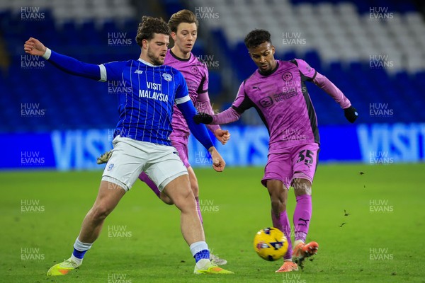 040126 - Cardiff City v Wigan Athletic - Sky Bet League 1 - Ollie Tanner of Cardiff City