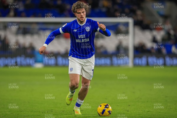 040126 - Cardiff City v Wigan Athletic - Sky Bet League 1 - Ollie Tanner of Cardiff City