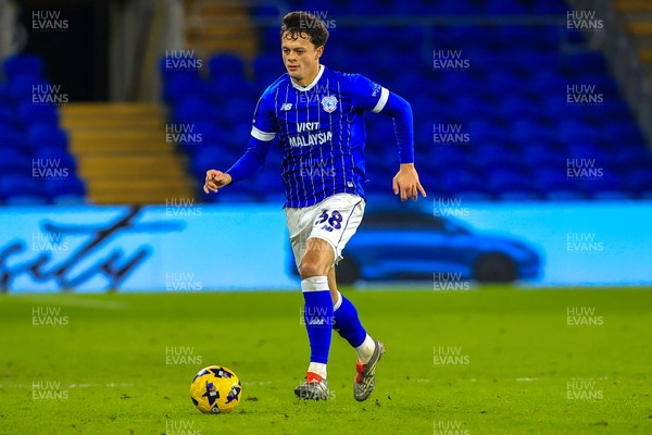 040126 - Cardiff City v Wigan Athletic - Sky Bet League 1 - Perry Ng of Cardiff City