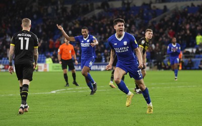 140123 - Cardiff City v Wigan Athletic, EFL Sky Bet Championship - Callum O'Dowda of Cardiff City celebrates after scoring goal