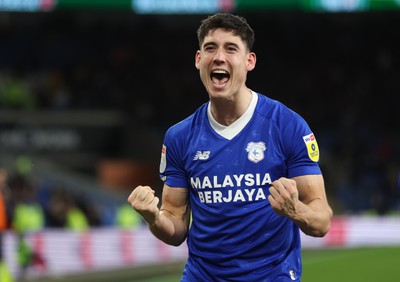 140123 - Cardiff City v Wigan Athletic, EFL Sky Bet Championship - Callum O'Dowda of Cardiff City celebrates after scoring goal