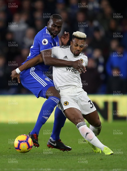 301118 - Cardiff City v Wolverhampton Wanderers - Premier League - Adama Traore of Wolves is challenged by Souleymane Bamba of Cardiff City