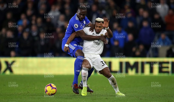 301118 - Cardiff City v Wolverhampton Wanderers - Premier League - Adama Traore of Wolves is challenged by Souleymane Bamba of Cardiff City