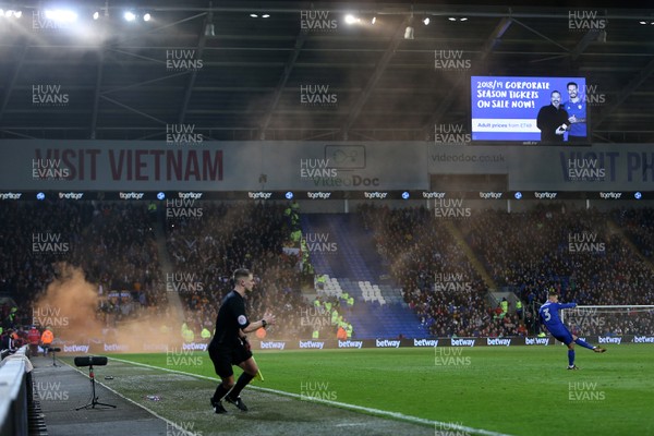 060418 - Cardiff City v Wolverhampton Wanderers - SkyBet Championship - A flare on the pitch stops play in the second half