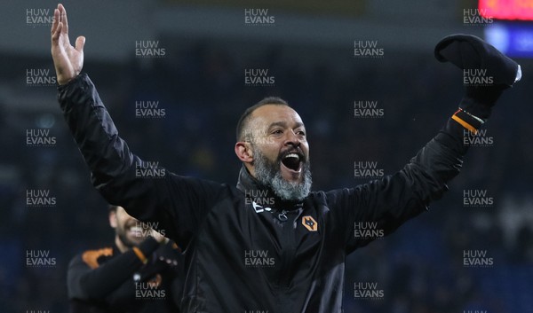 060418 - Cardiff City v Wolverhampton Wanderers, Sky Bet Championship - Wolves manager Nuno Espirito Santo celebrates at the end of the match