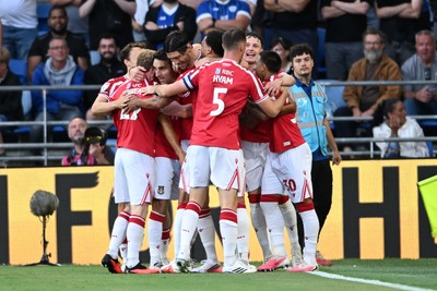 170826 - Cardiff City v Wrexham - Sky Bet Championship - Kieffer Moore of Wrexham celebrates scoring a goal