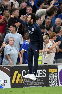 170826 - Cardiff City v Wrexham - Sky Bet Championship - Brian Barry-Murphy, Cardiff City Manager runs down the touchline in celebration after Rubin Colwill of Cardiff City scores a goal to equalise there game in the last seconds