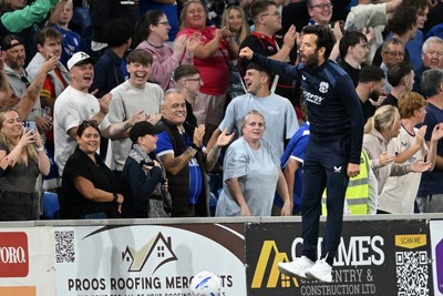 170826 - Cardiff City v Wrexham - Sky Bet Championship - Brian Barry-Murphy, Cardiff City Manager runs down the touchline in celebration after Rubin Colwill of Cardiff City scores a goal to equalise there game in the last seconds