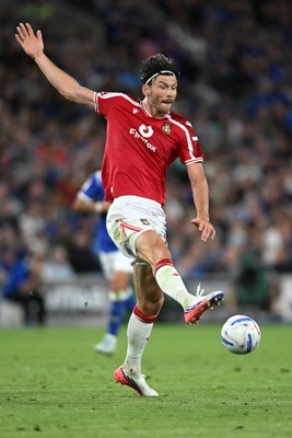 170826 - Cardiff City v Wrexham - Sky Bet Championship - Kieffer Moore of Wrexham