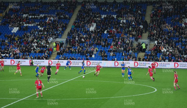 161122 - Cardiff City Women v Abergavenny Women - Cardiff City Women take on Abergavenny Women in front of a crowd of over 5100 at Cardiff City Stadium