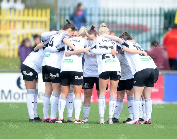 140424 - Cardiff City Women v Swansea City Women - Genero Adran Trophy Final - Swansea City Women Huddle before the match