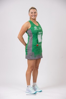 230225 - Cardiff Dragons Squad Portraits - Bethan Dyke