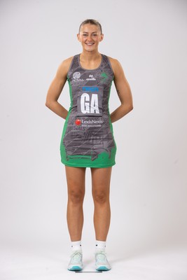 230225 - Cardiff Dragons Squad Portraits - Phillipa Yarranton