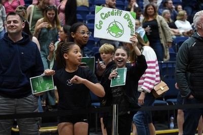 080624 - Cardiff Dragons v Leeds Rhinos - Vitality Netball Super League - fans enjoying the game