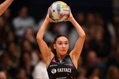 060326 - Cardiff Dragons v London Pulse - Netball Super League - 