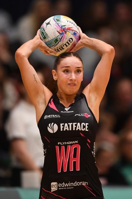 060326 - Cardiff Dragons v London Pulse - Netball Super League - 