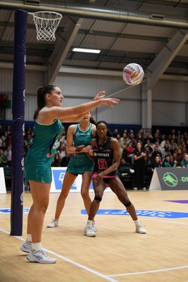 060326 - Cardiff Dragons v London Pulse - Netball Super League - 