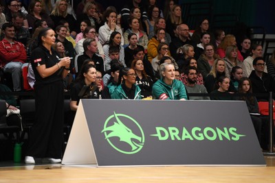 060326 - Cardiff Dragons v London Pulse - Netball Super League - 