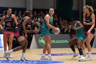 060326 - Cardiff Dragons v London Pulse - Netball Super League - 