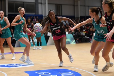 060326 - Cardiff Dragons v London Pulse - Netball Super League - 