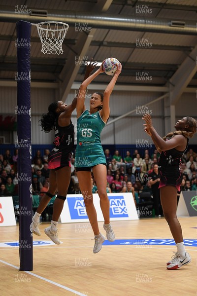060326 - Cardiff Dragons v London Pulse - Netball Super League - 