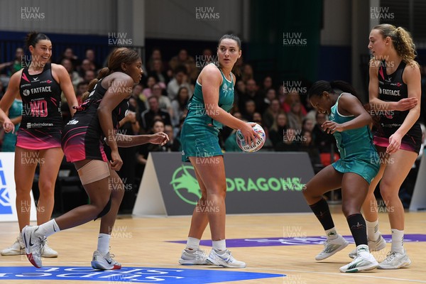 060326 - Cardiff Dragons v London Pulse - Netball Super League - 