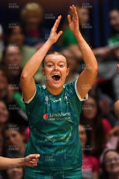 060326 - Cardiff Dragons v London Pulse - Netball Super League - 