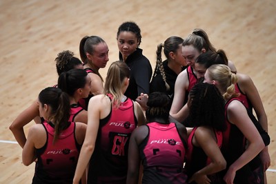070326 - Cardiff Dragons v London Pulse - Netball Super League - 