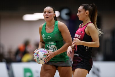 140625 - Cardiff Dragons v London Pulse - Netball Super League - Elle McDonald of Cardiff Dragons