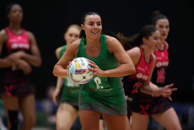 140625 - Cardiff Dragons v London Pulse - Netball Super League - Elle McDonald of Cardiff Dragons