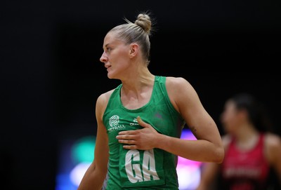 140625 - Cardiff Dragons v London Pulse - Netball Super League - Phillipa Yarranton of Cardiff Dragons