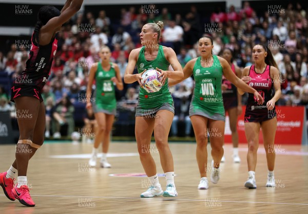 140625 - Cardiff Dragons v London Pulse - Netball Super League - Phillipa Yarranton of Cardiff Dragons