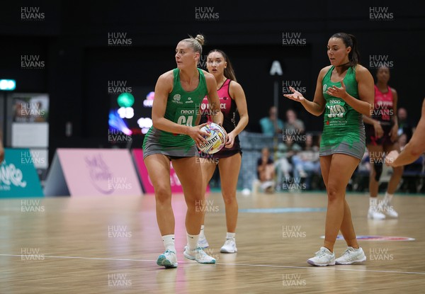 140625 - Cardiff Dragons v London Pulse - Netball Super League - Phillipa Yarranton of Cardiff Dragons