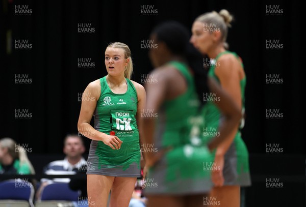140625 - Cardiff Dragons v London Pulse - Netball Super League - Alex Johnson of Cardiff Dragons