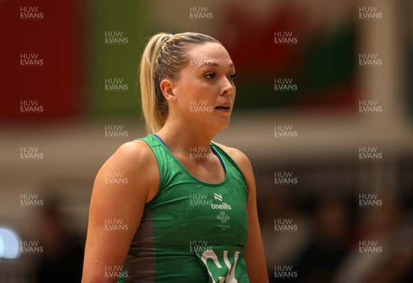 300324 - Cardiff Dragons v London Pulse - Vitality Netball Superleague - Leah Middleton of Cardiff Dragons